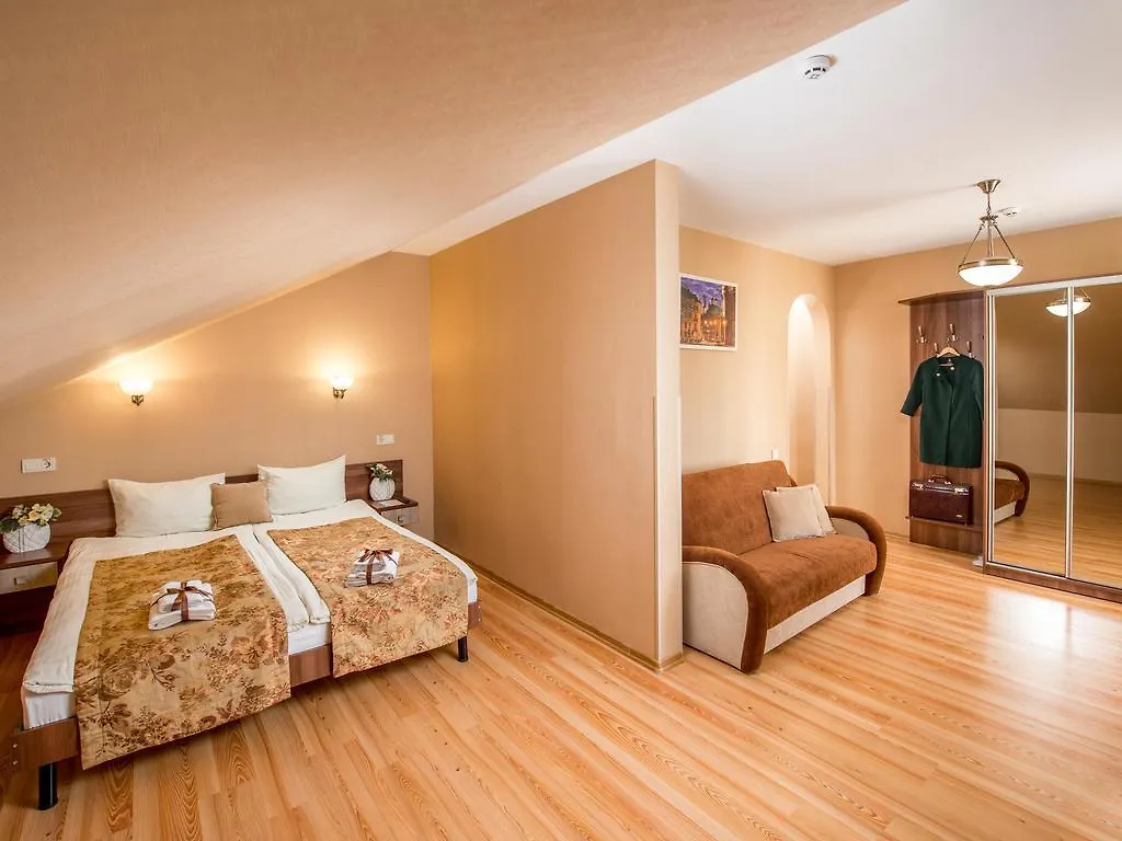Hotel&SPA Restaurant Pysanka Lviv 3*,