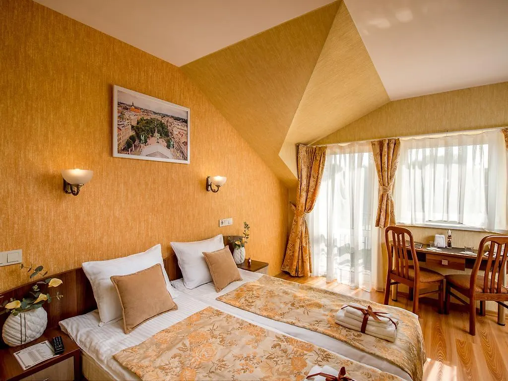 *** Hotel Hotel&Spa Pysanka, Готель Писанка, 3 Сауни Та Джакузі - Індивідуальний Відпочинок У Спа Ukraine